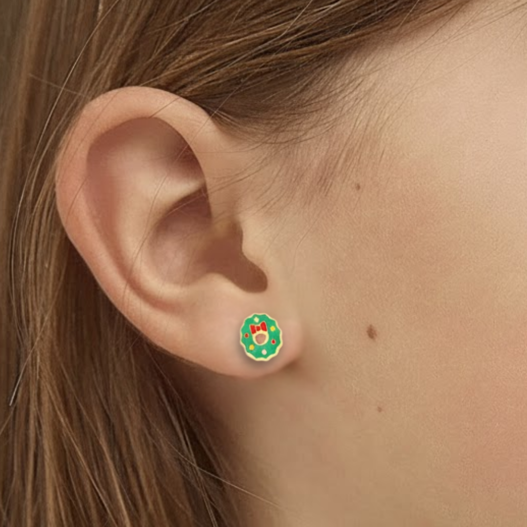 Wreath Flat Back Studs
