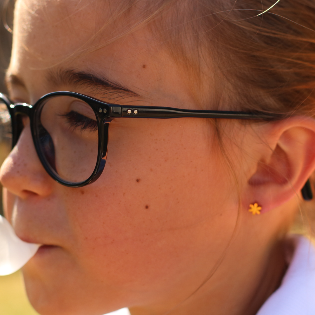 Flower Flat Back Studs Silver