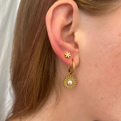 Flower Flat Back Studs Silver