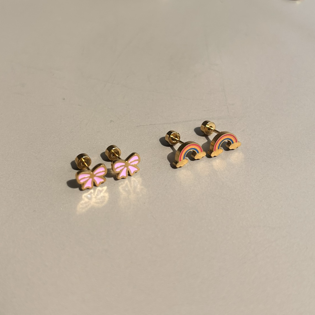 Rainbow Flat Back Studs Gold