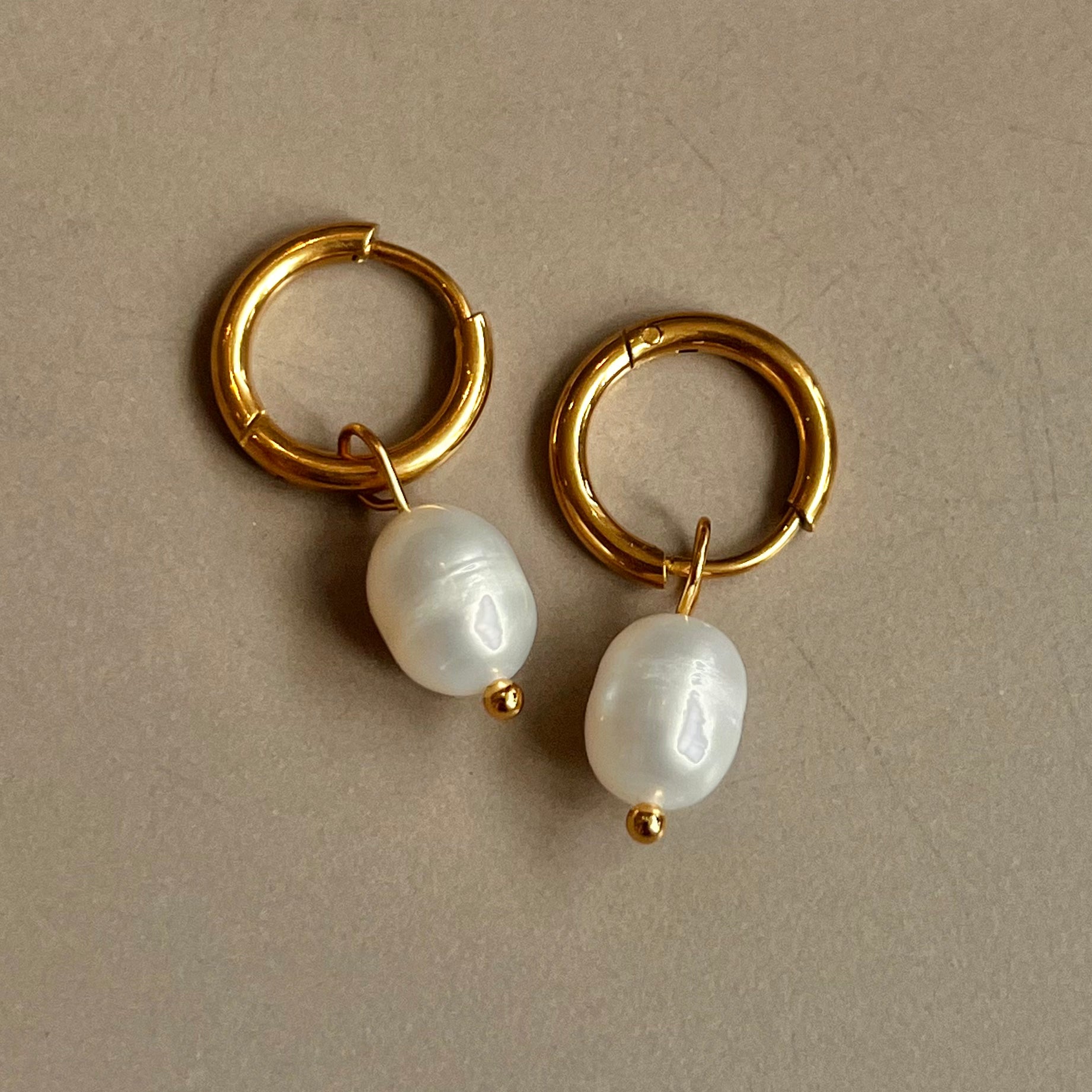 Luna Pearl Drop Huggies Gold