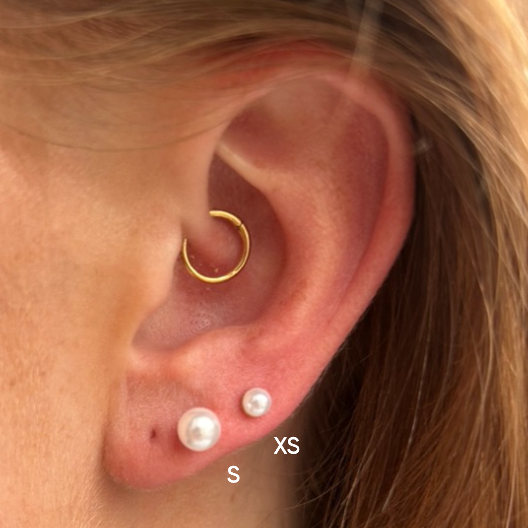 White Pearl Flat Back Studs Silver