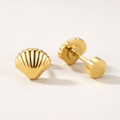 Seashell Flat Back Stud Gold